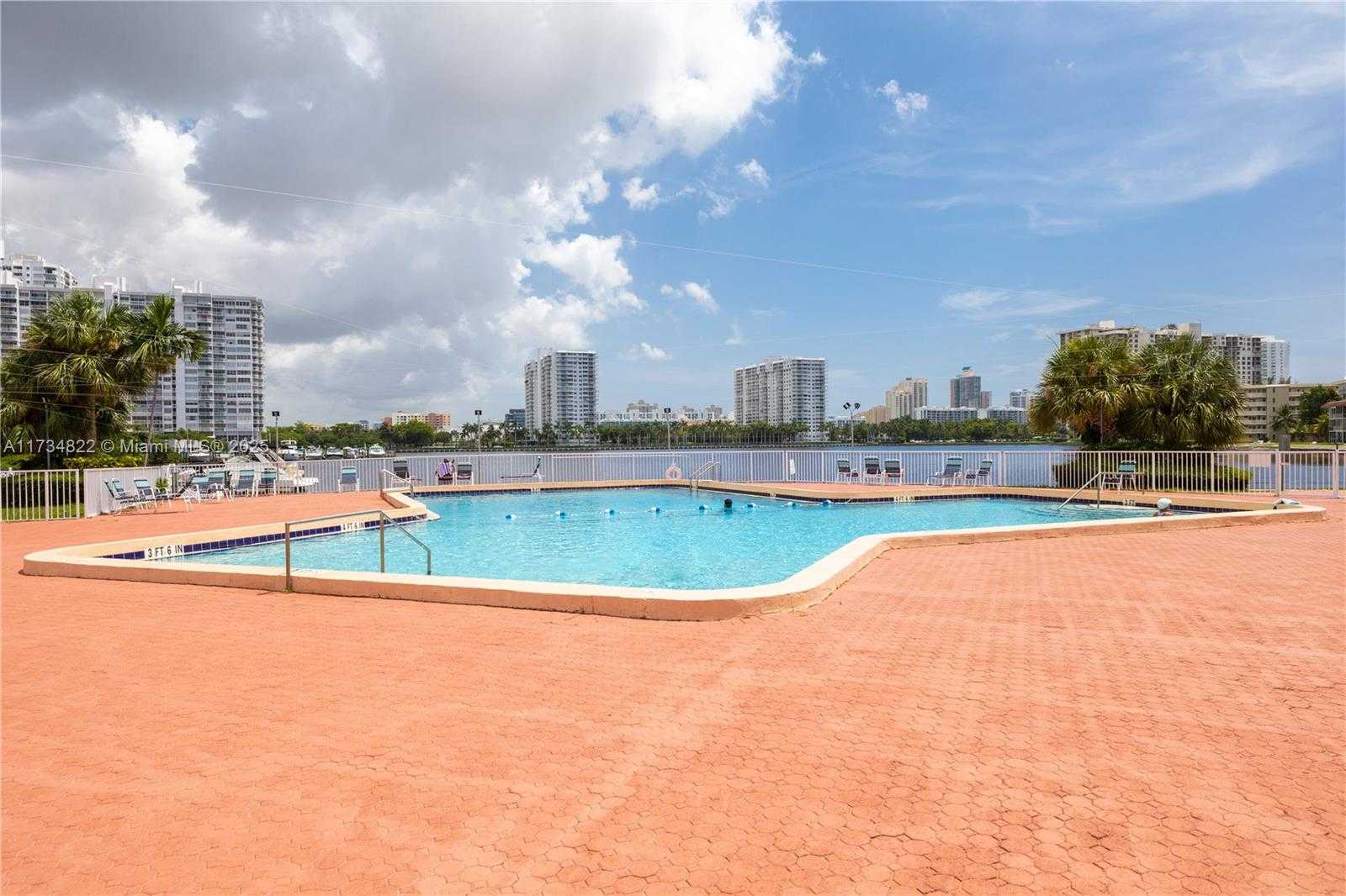 Small Image of 2930 POINT EAST DR #E109, Aventura Number 35