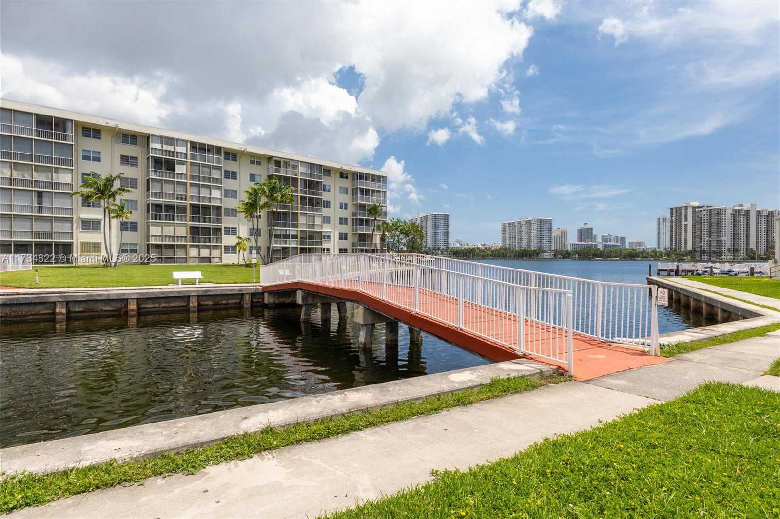 Small Image of 2930 POINT EAST DR #E109, Aventura Number 38
