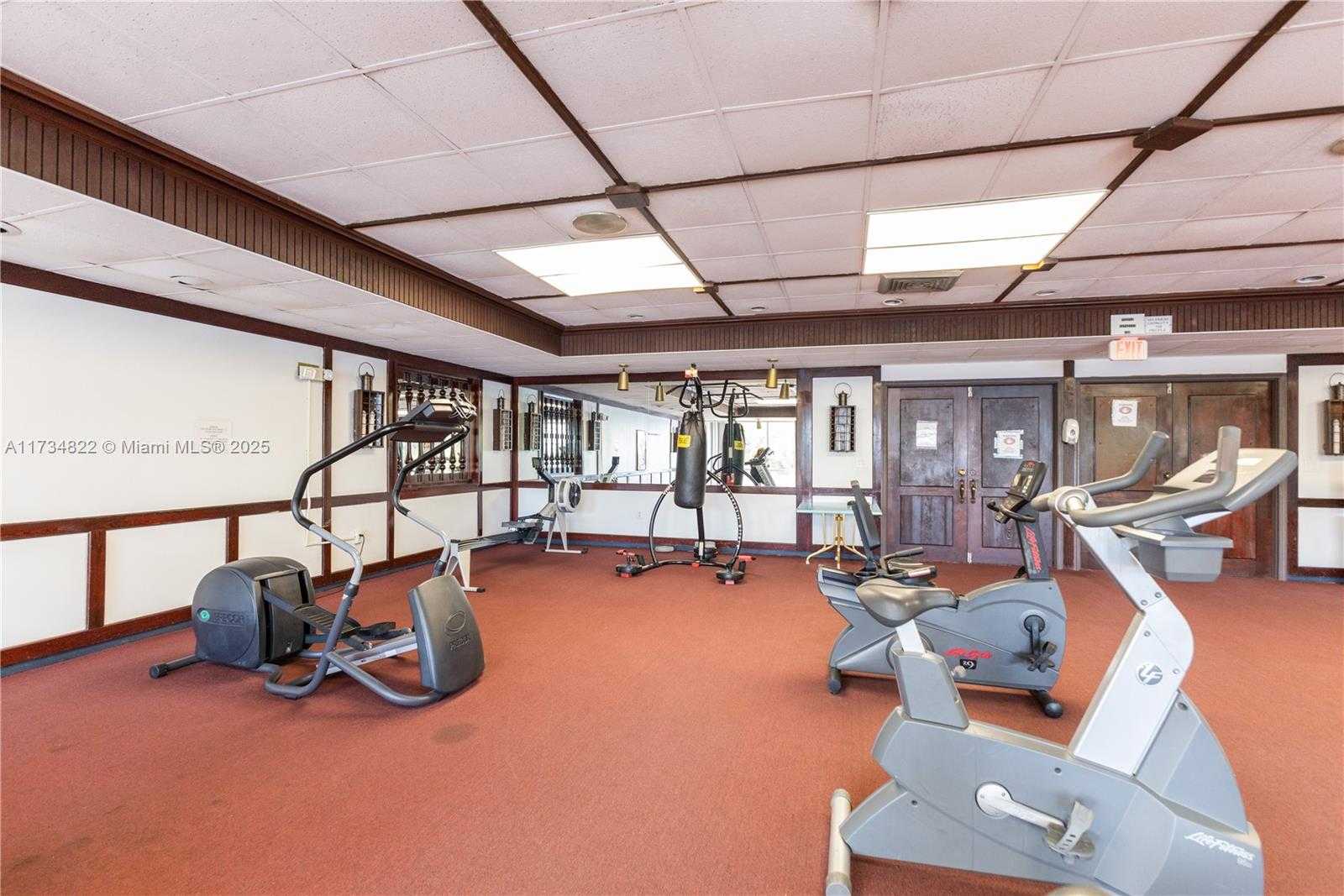 Small Image of 2930 POINT EAST DR #E109, Aventura Number 47