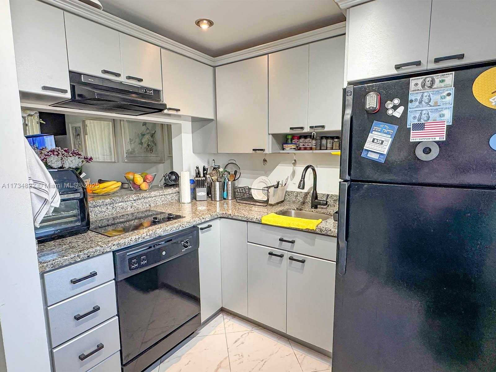 Small Image of 2930 POINT EAST DR #E109, Aventura Number 8