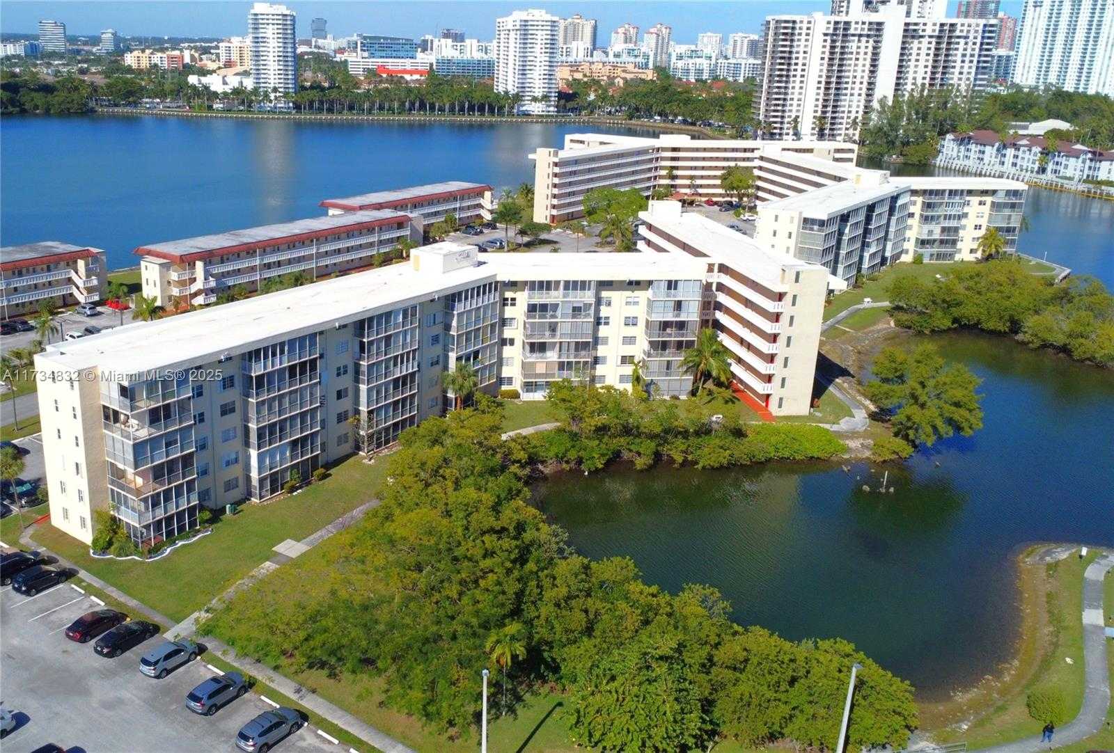 Small Image of 2930 POINT EAST DR #E510, Aventura Number 17