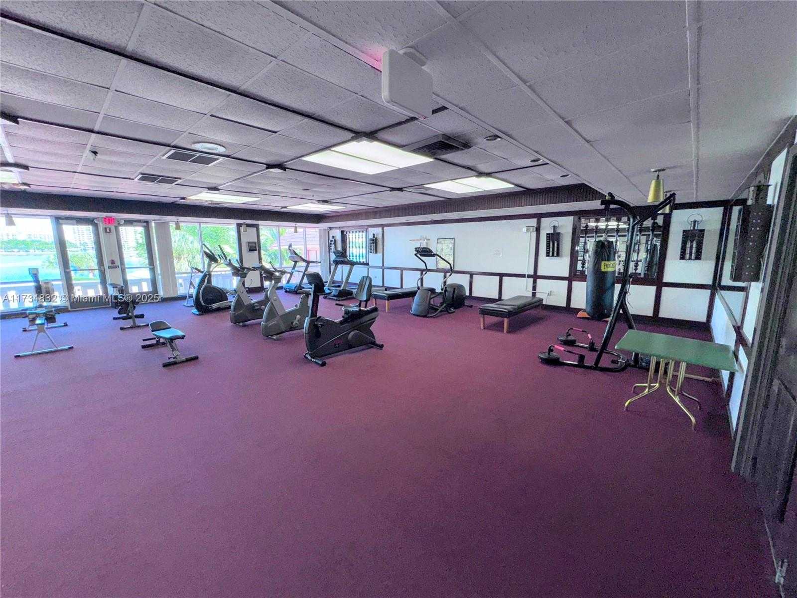 Small Image of 2930 POINT EAST DR #E510, Aventura Number 23
