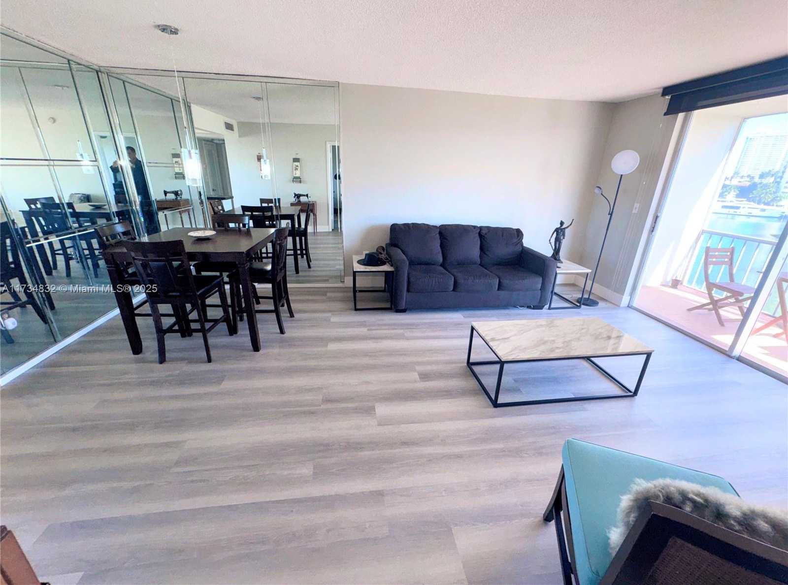 Small Image of 2930 POINT EAST DR #E510, Aventura Number 6