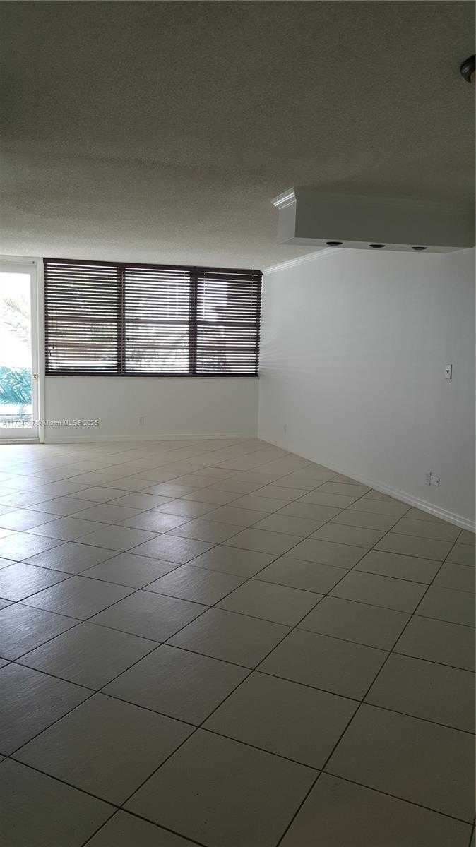 Small Image of 6770 INDIAN CREEK DR #5T, Miami Beach Number 12