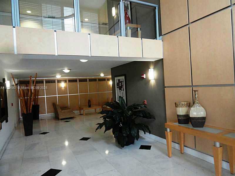 Small Image of 6770 INDIAN CREEK DR #5T, Miami Beach Number 4