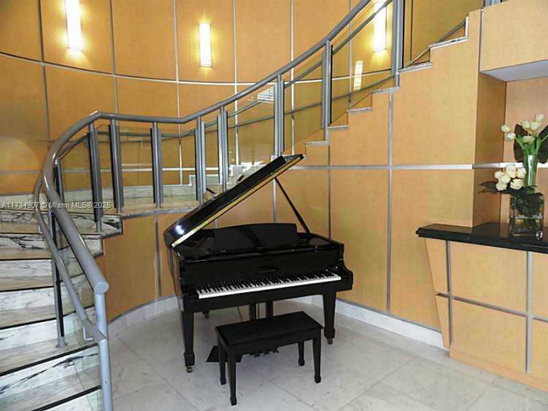 Small Image of 6770 INDIAN CREEK DR #5T, Miami Beach Number 5