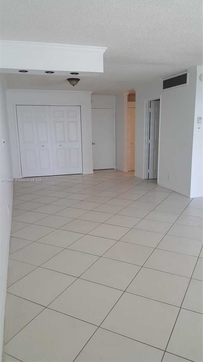 Small Image of 6770 INDIAN CREEK DR #5T, Miami Beach Number 7