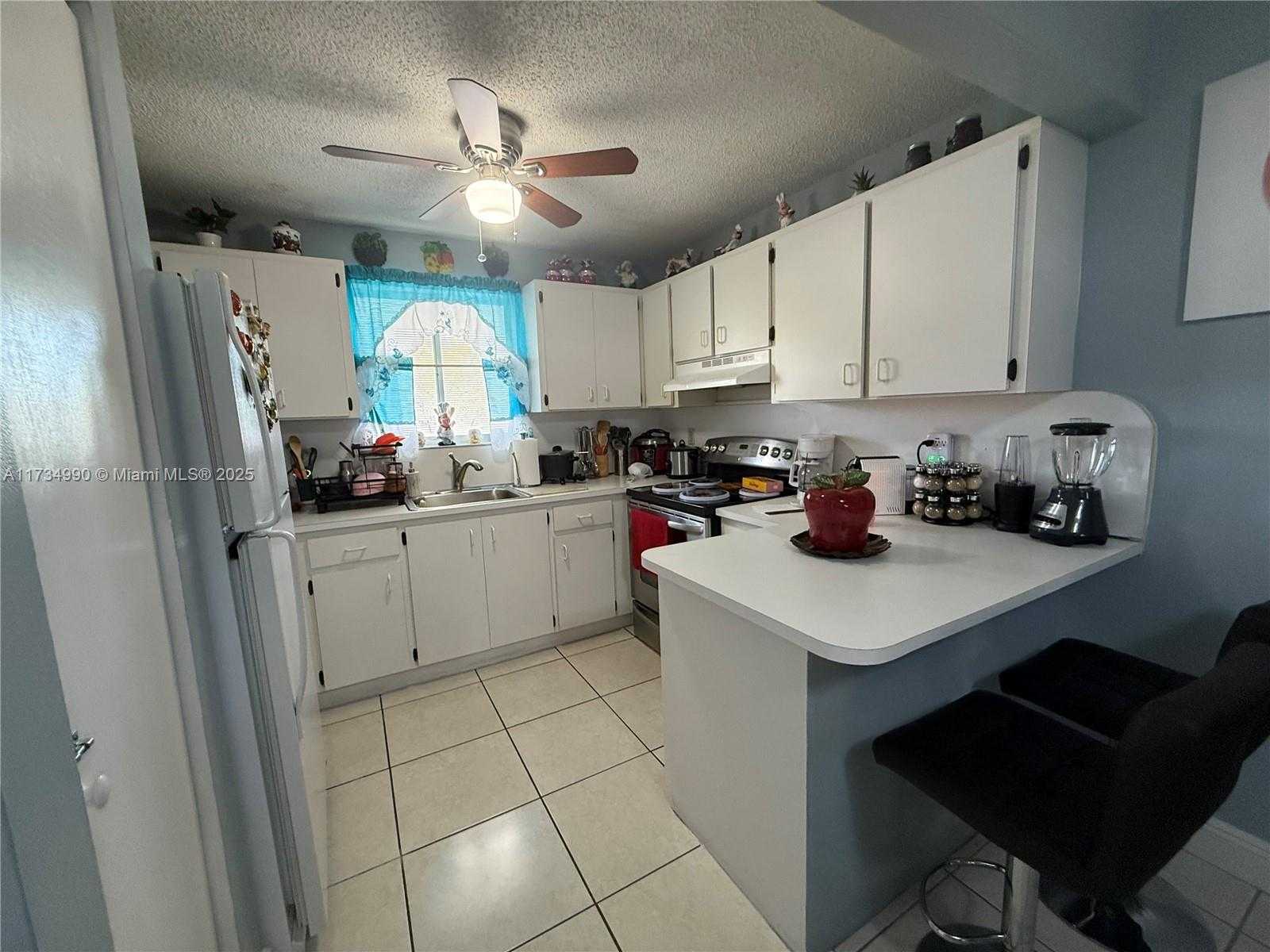 Small Image of 7865 WEST 30TH CT #H-206, Hialeah Number 3