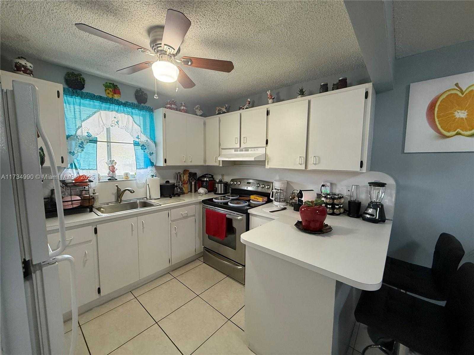 Small Image of 7865 WEST 30TH CT #H-206, Hialeah Number 4