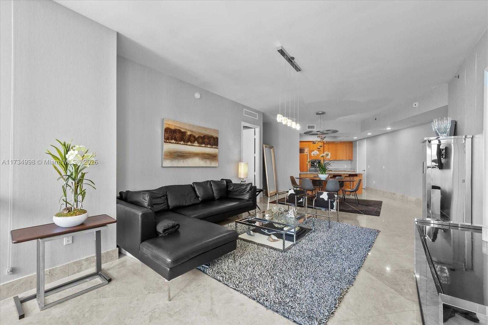 Small Image of 15811 COLLINS AVE #1703, Sunny Isles Beach Number 4