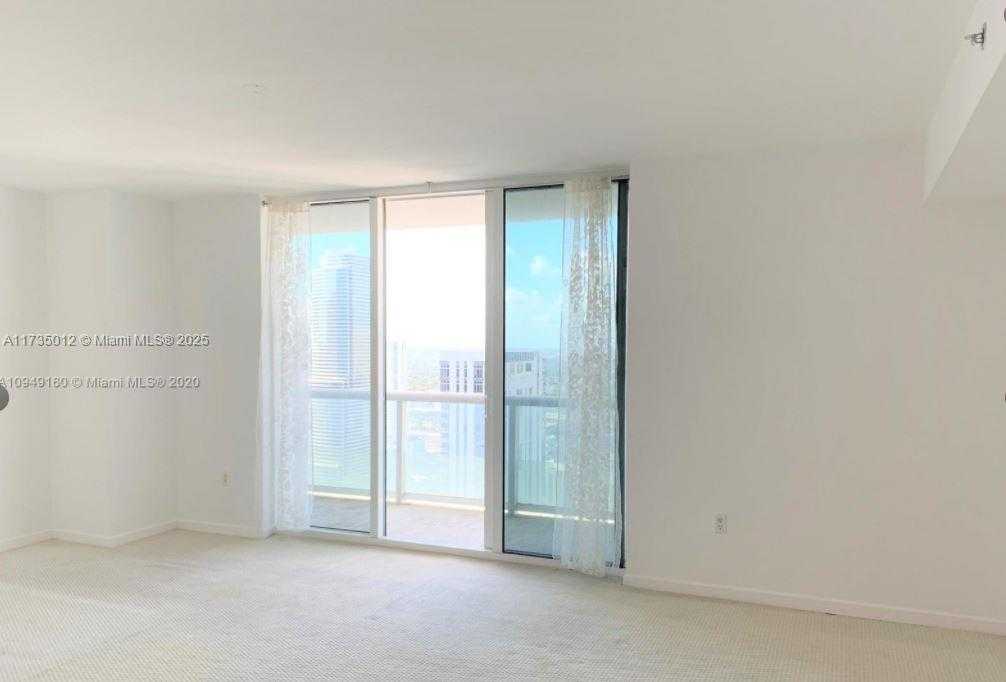 Small Image of 50 BISCAYNE BLVD #4609, Miami Number 5