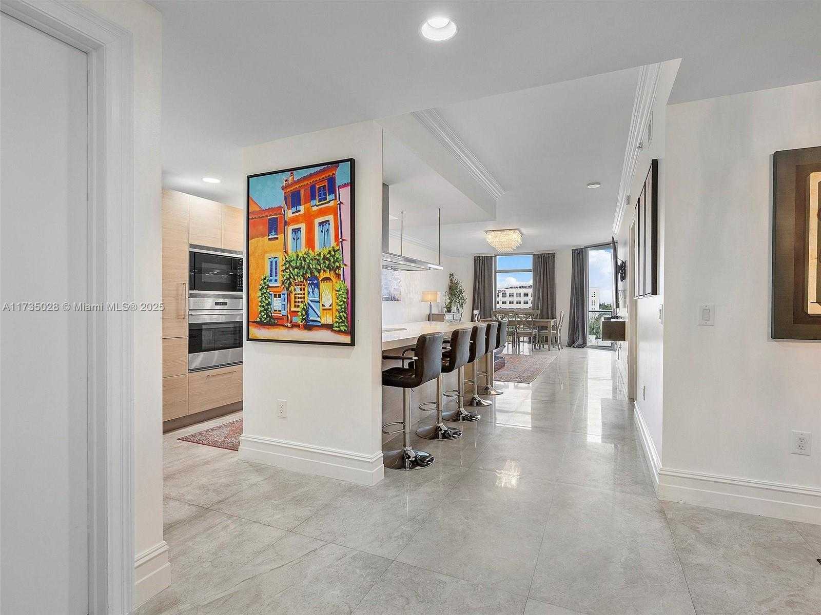 Small Image of 17301 BISCAYNE BLVD #506, North Miami Beach Number 4