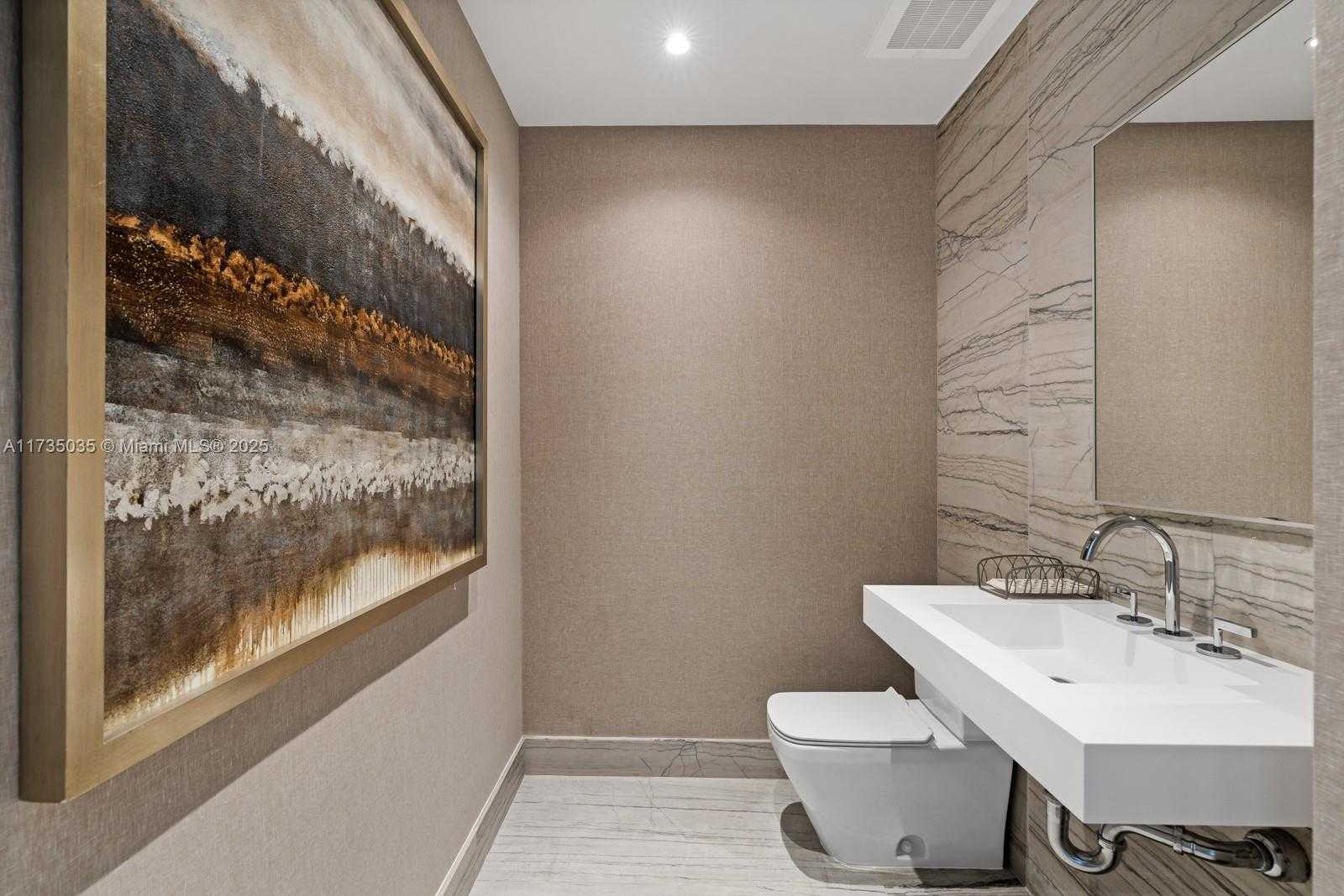 Small Image of 8701 COLLINS AVE #1601, Miami Beach Number 31