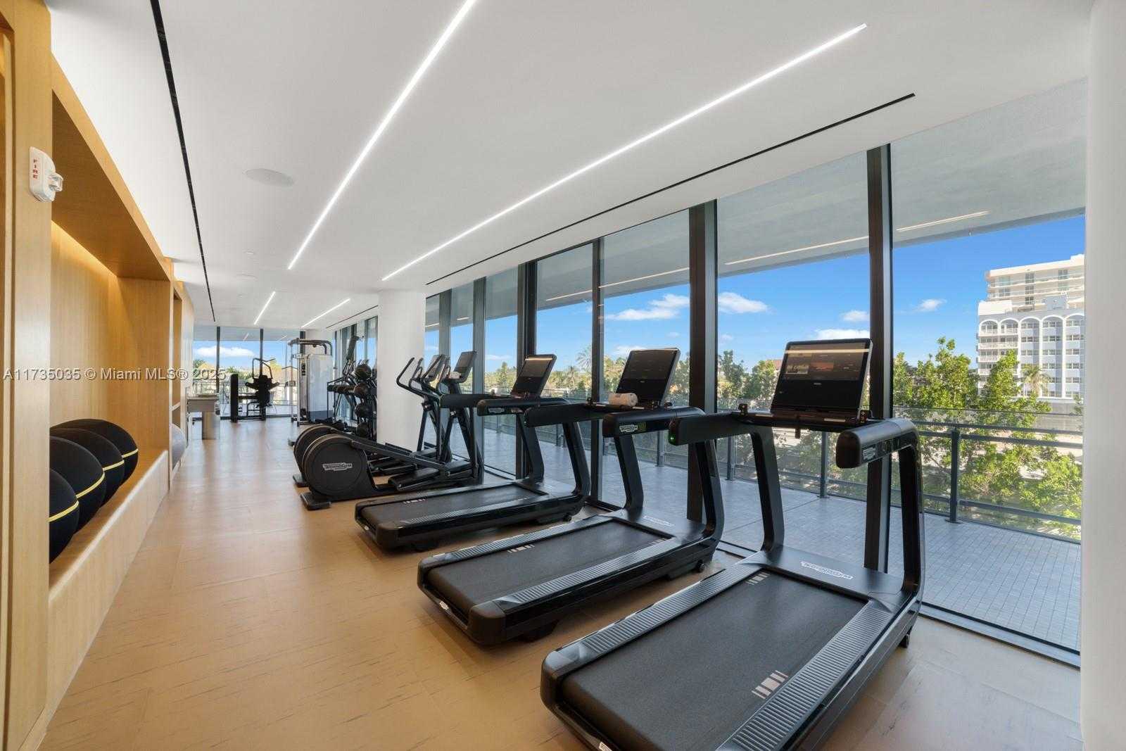 Small Image of 8701 COLLINS AVE #1601, Miami Beach Number 58