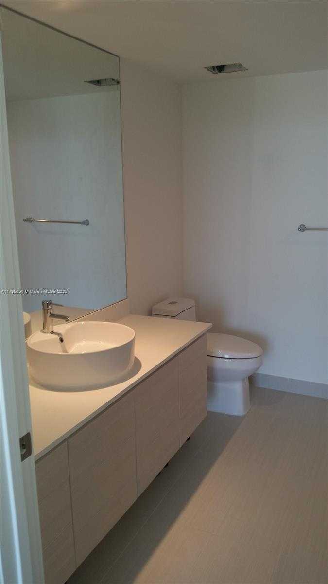 Small Image of 4250 BISCAYNE BLVD #1517, Miami Number 9