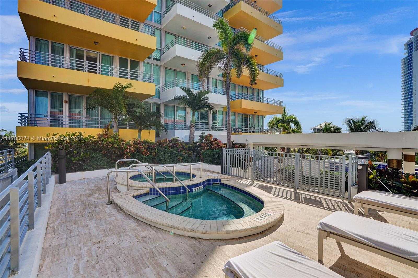 Small Image of 101 OCEAN DR #506, Miami Beach Number 13