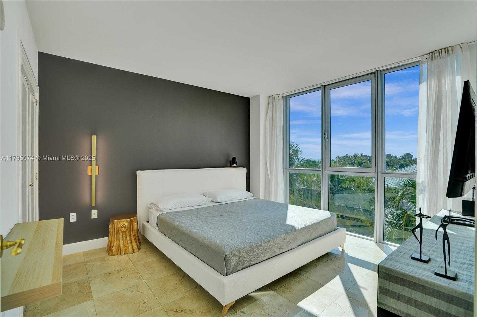 Small Image of 101 OCEAN DR #506, Miami Beach Number 6