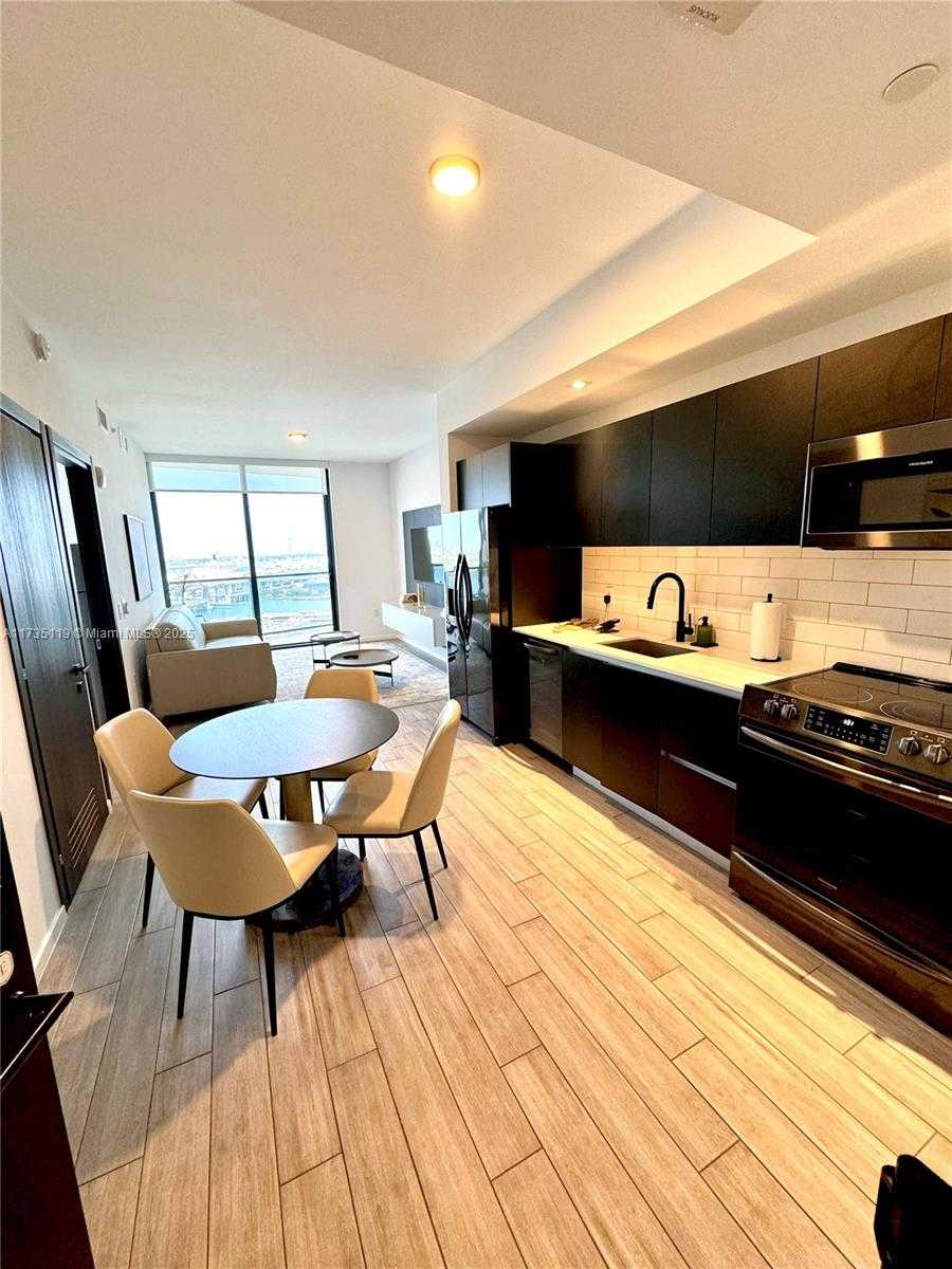 Small Image of 398 NORTH EAST 5TH ST #1510, Miami Number 16