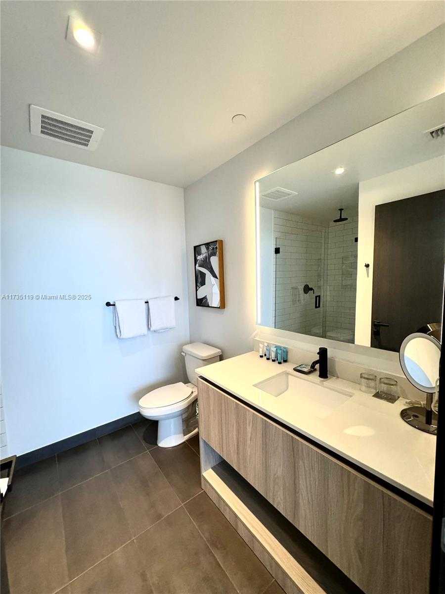 Small Image of 398 NORTH EAST 5TH ST #1510, Miami Number 32