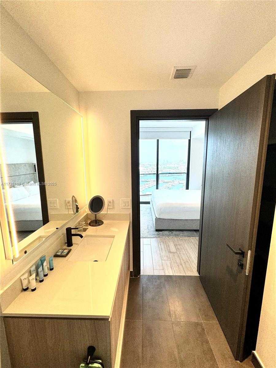 Small Image of 398 NORTH EAST 5TH ST #1510, Miami Number 34