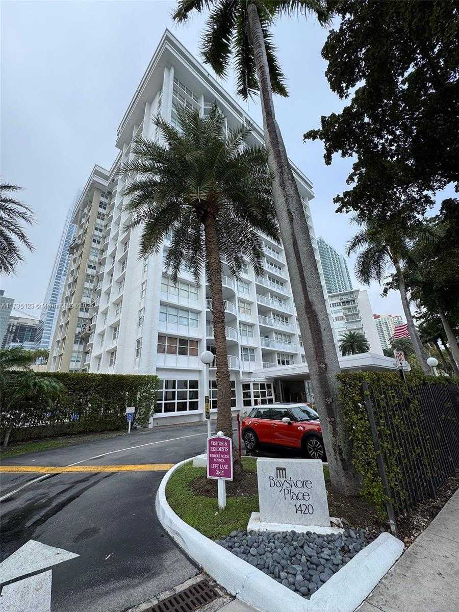 Small Image of 1420 BRICKELL BAY DR #306D, Miami Number 17
