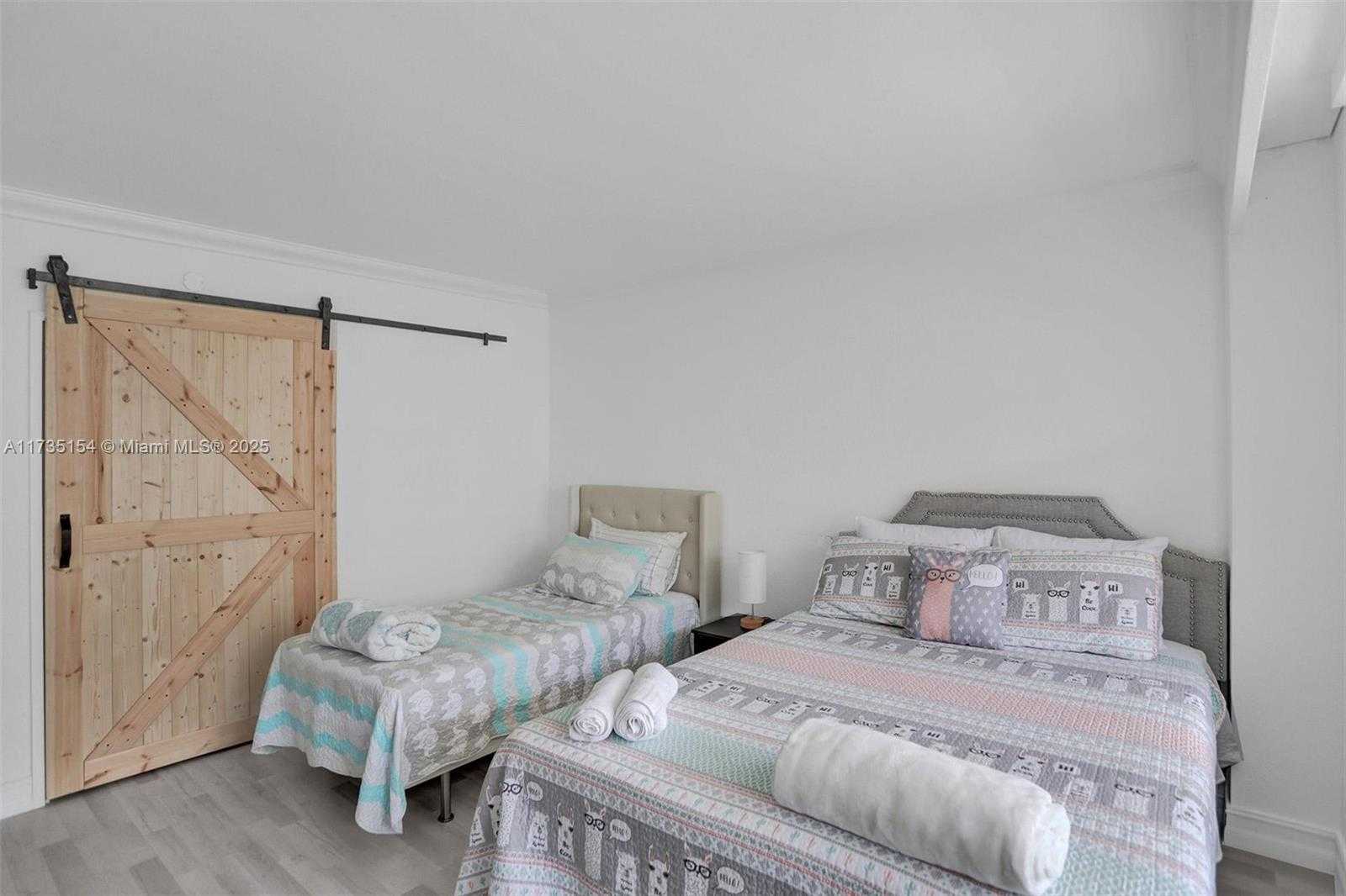 Small Image of 5600 COLLINS AVE #9T, Miami Beach Number 10