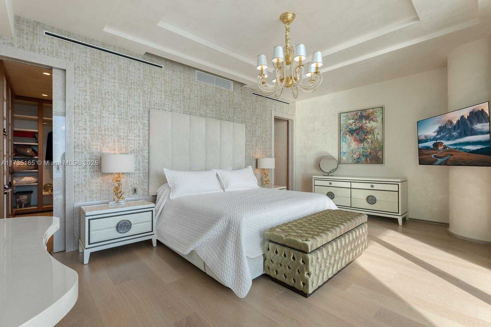Small Image of 10203 COLLINS AVE #2601, Bal Harbour Number 14
