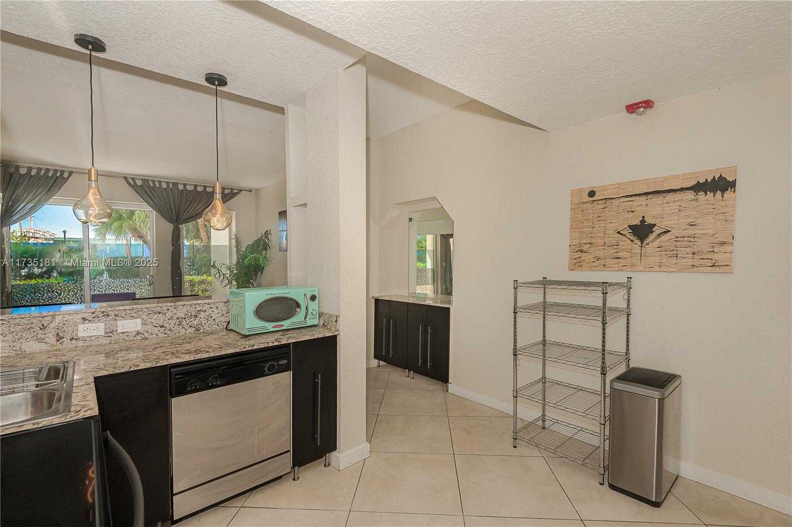 Small Image of 11111 BISCAYNE BLVD #1G/116, Miami Number 23