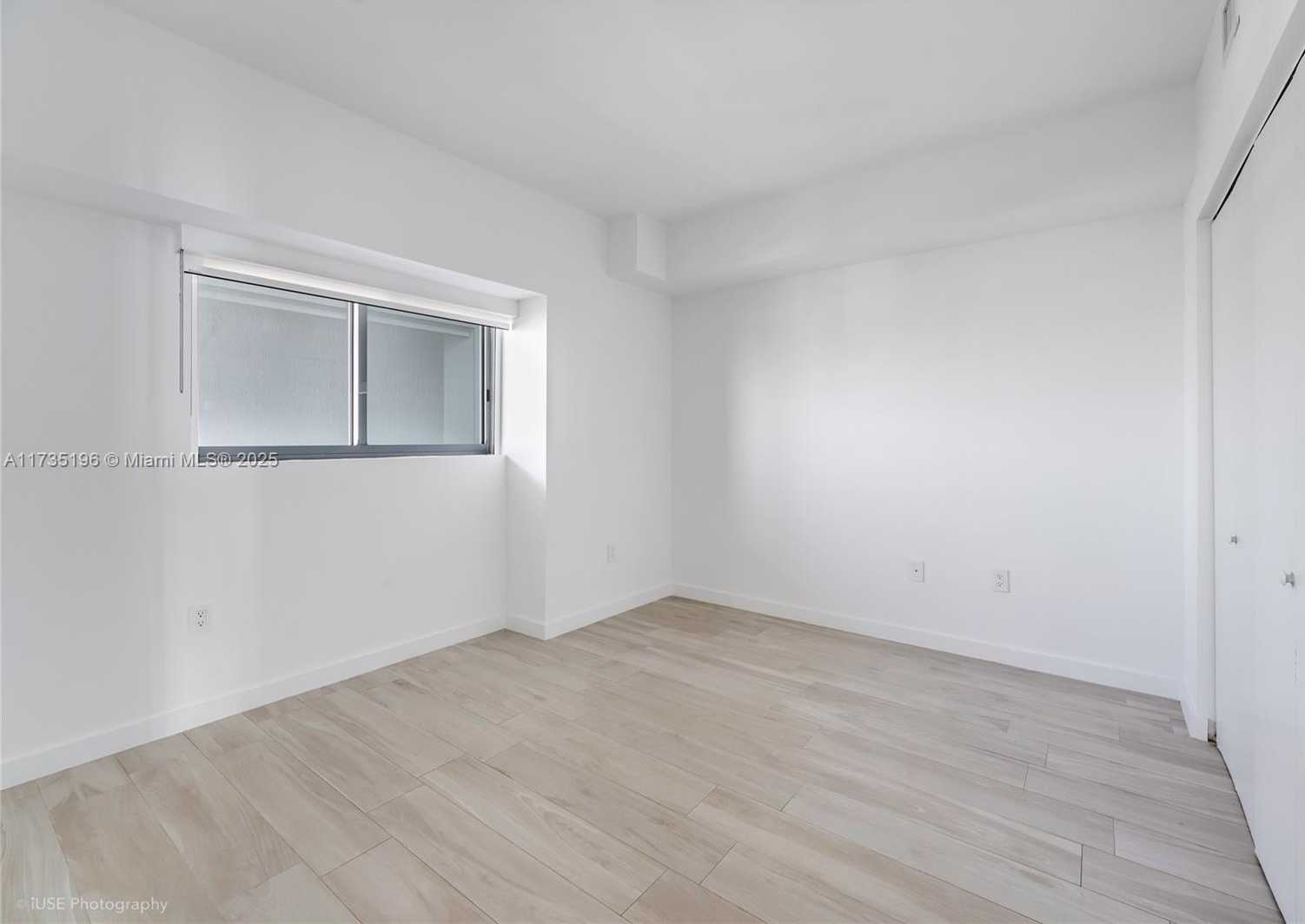 Small Image of 460 NE 28th St, Miami, FL 33137, USA Number 14