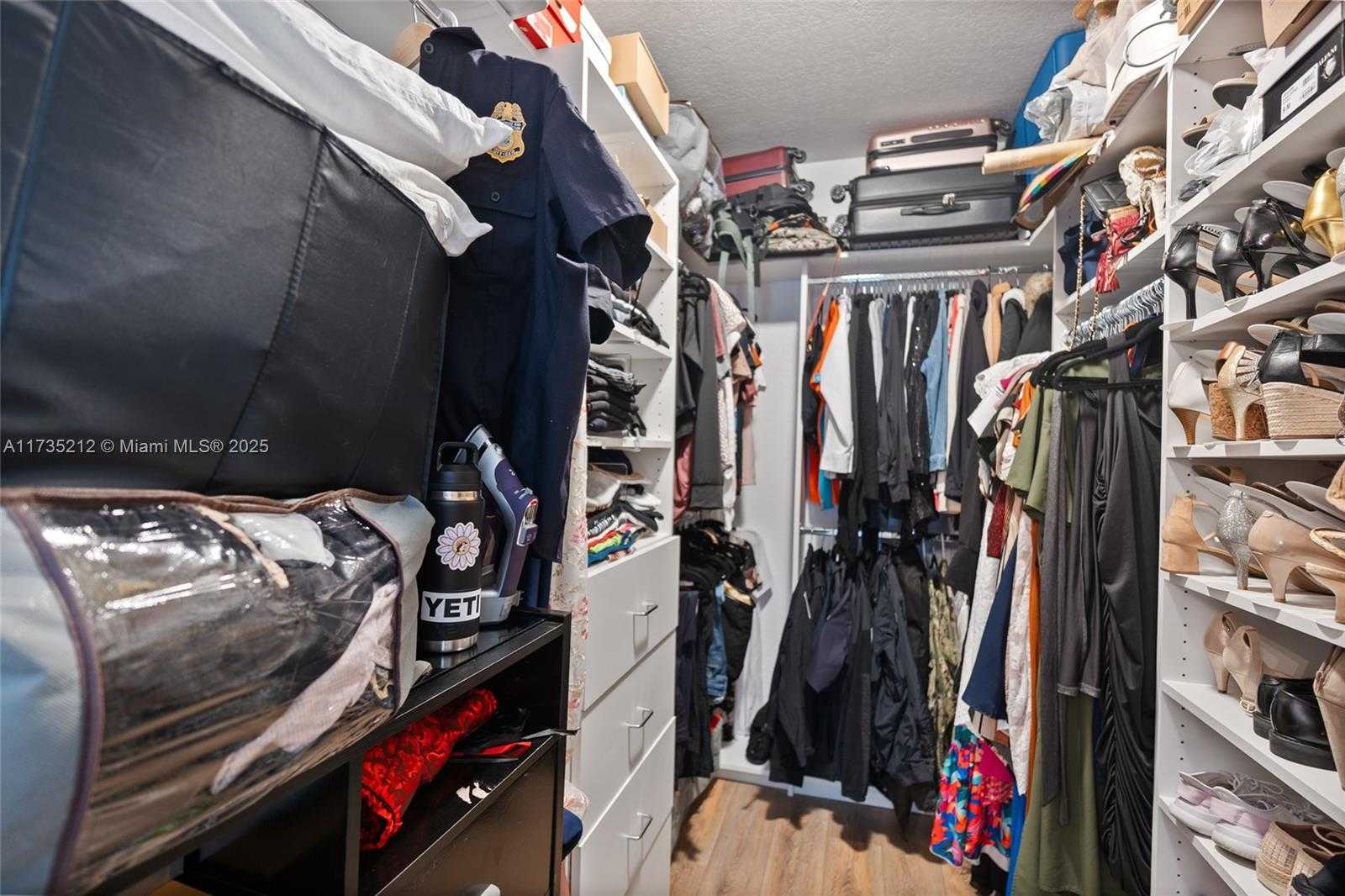Small Image of 1830 RADIUS DR #820, Hollywood Number 18