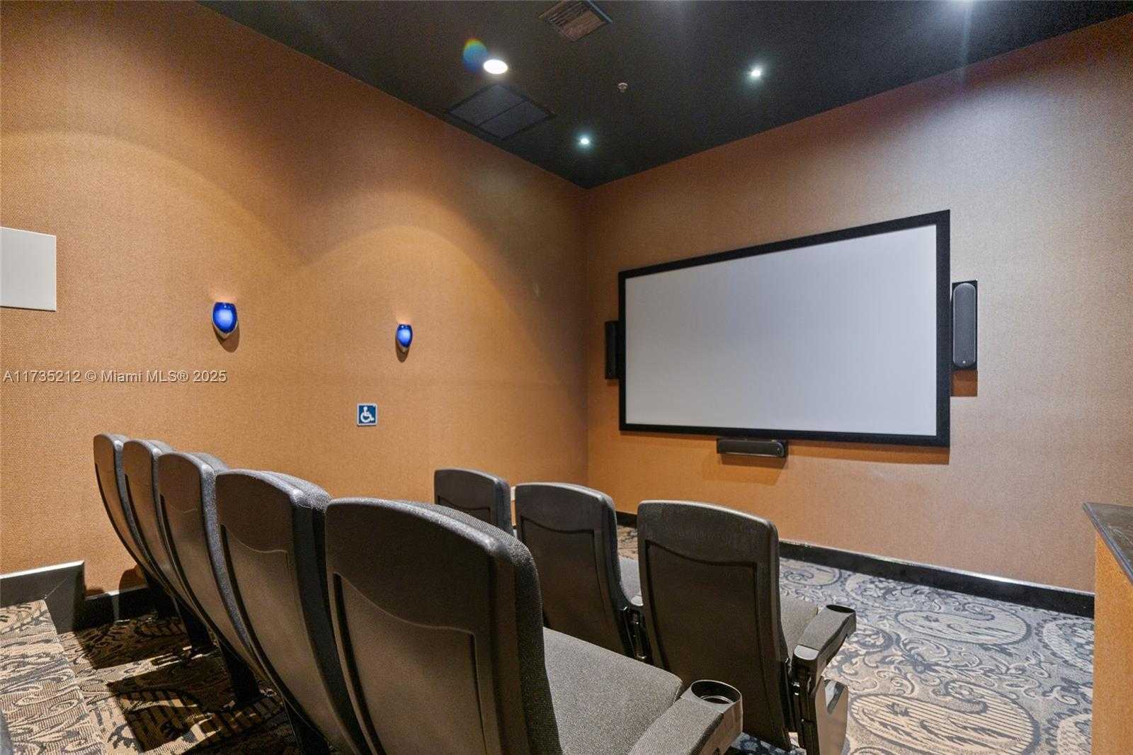 Small Image of 1830 RADIUS DR #820, Hollywood Number 26