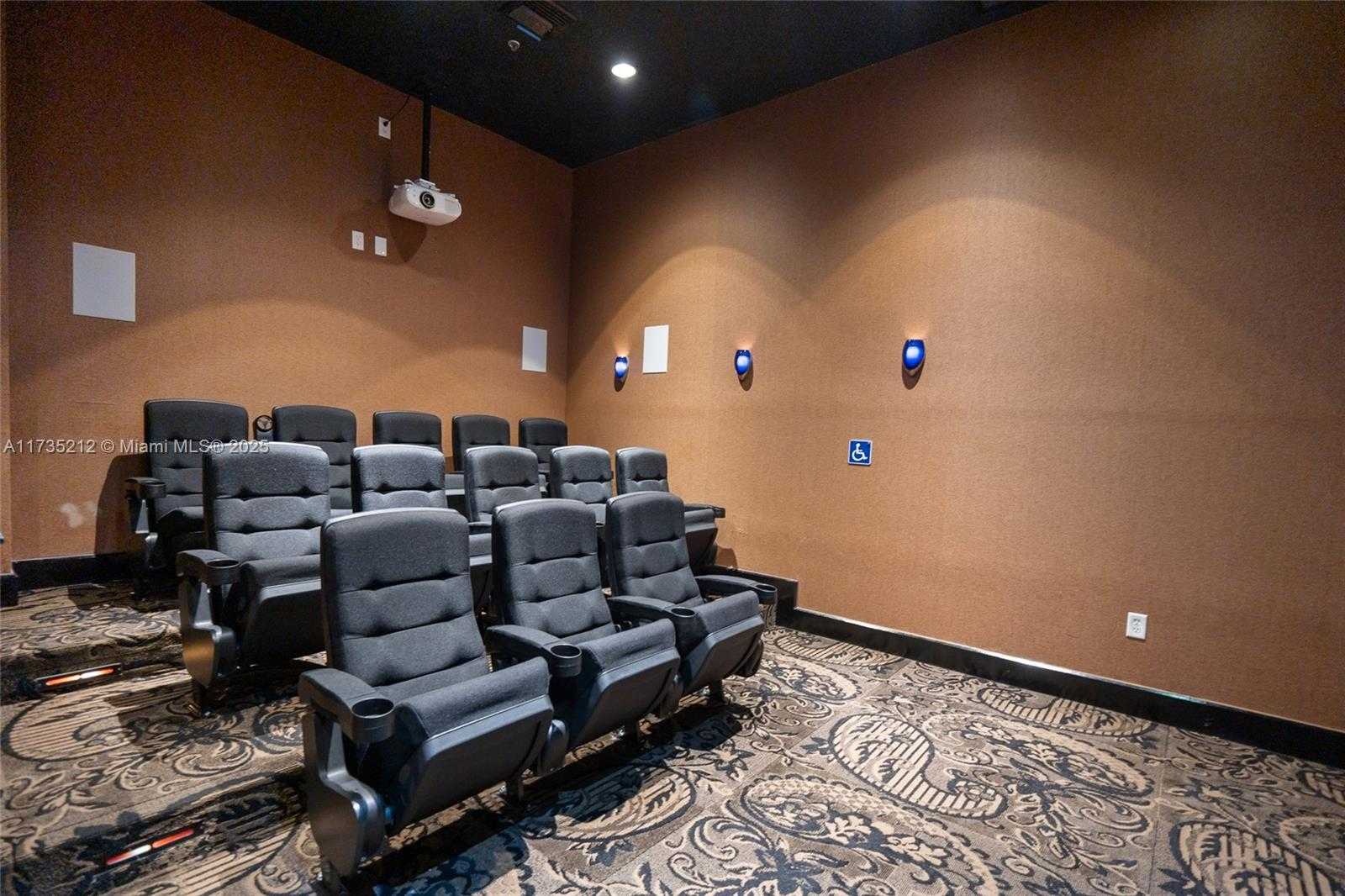 Small Image of 1830 RADIUS DR #820, Hollywood Number 27