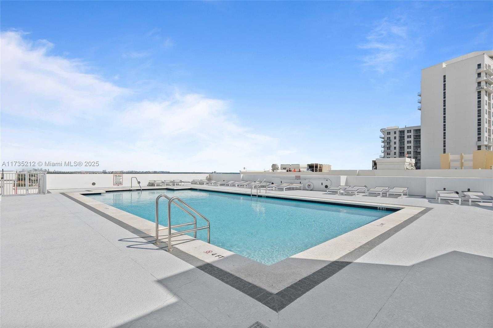 Small Image of 1830 RADIUS DR #820, Hollywood Number 32