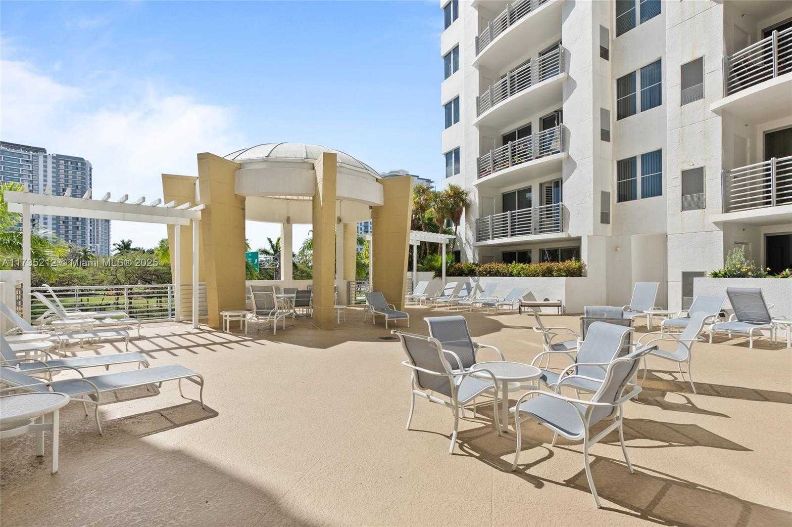 Small Image of 1830 RADIUS DR #820, Hollywood Number 36