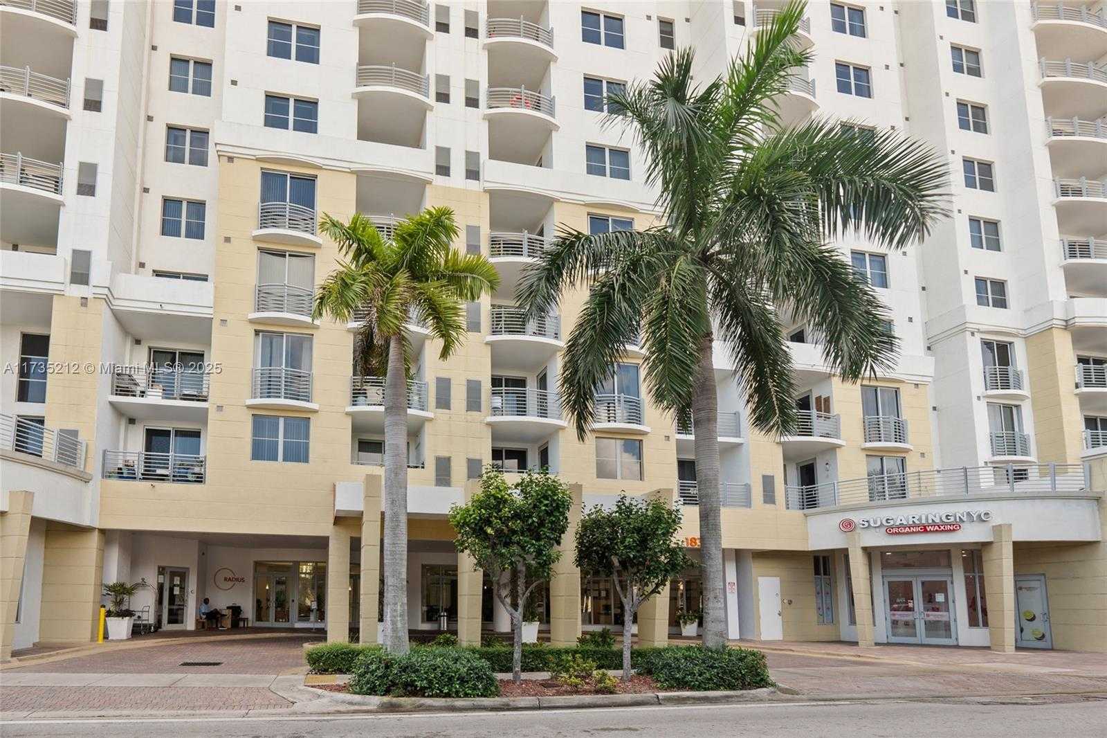 Small Image of 1830 RADIUS DR #820, Hollywood Number 41