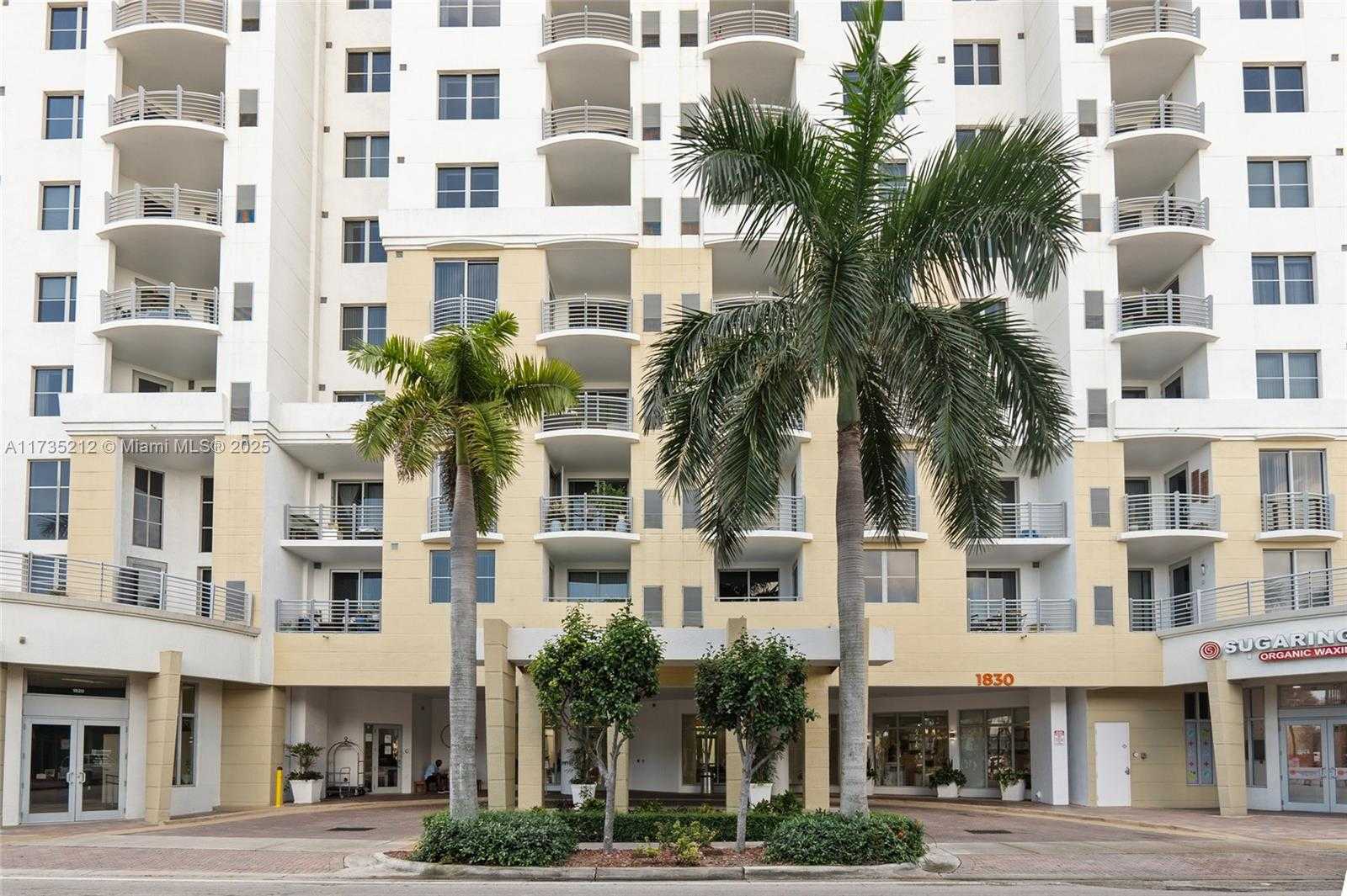Small Image of 1830 RADIUS DR #820, Hollywood Number 42