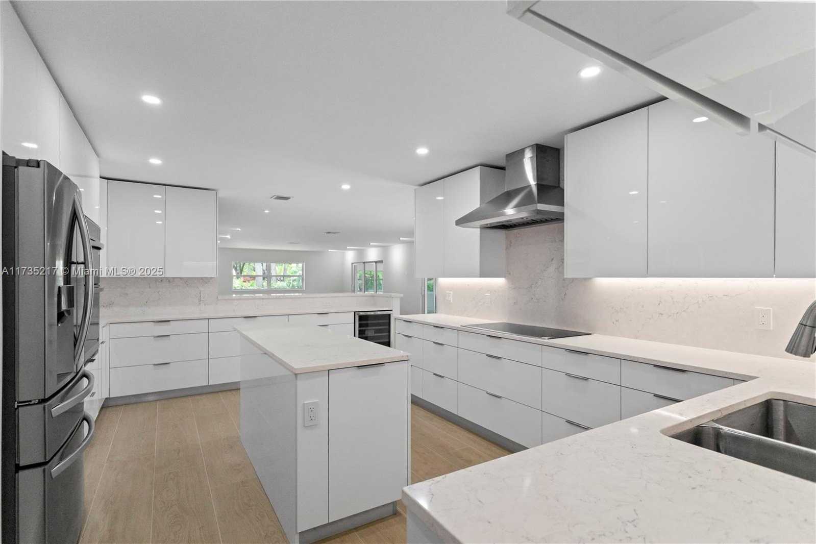 Small Image of 809 CYPRESS BLVD, Pompano Beach Number 14