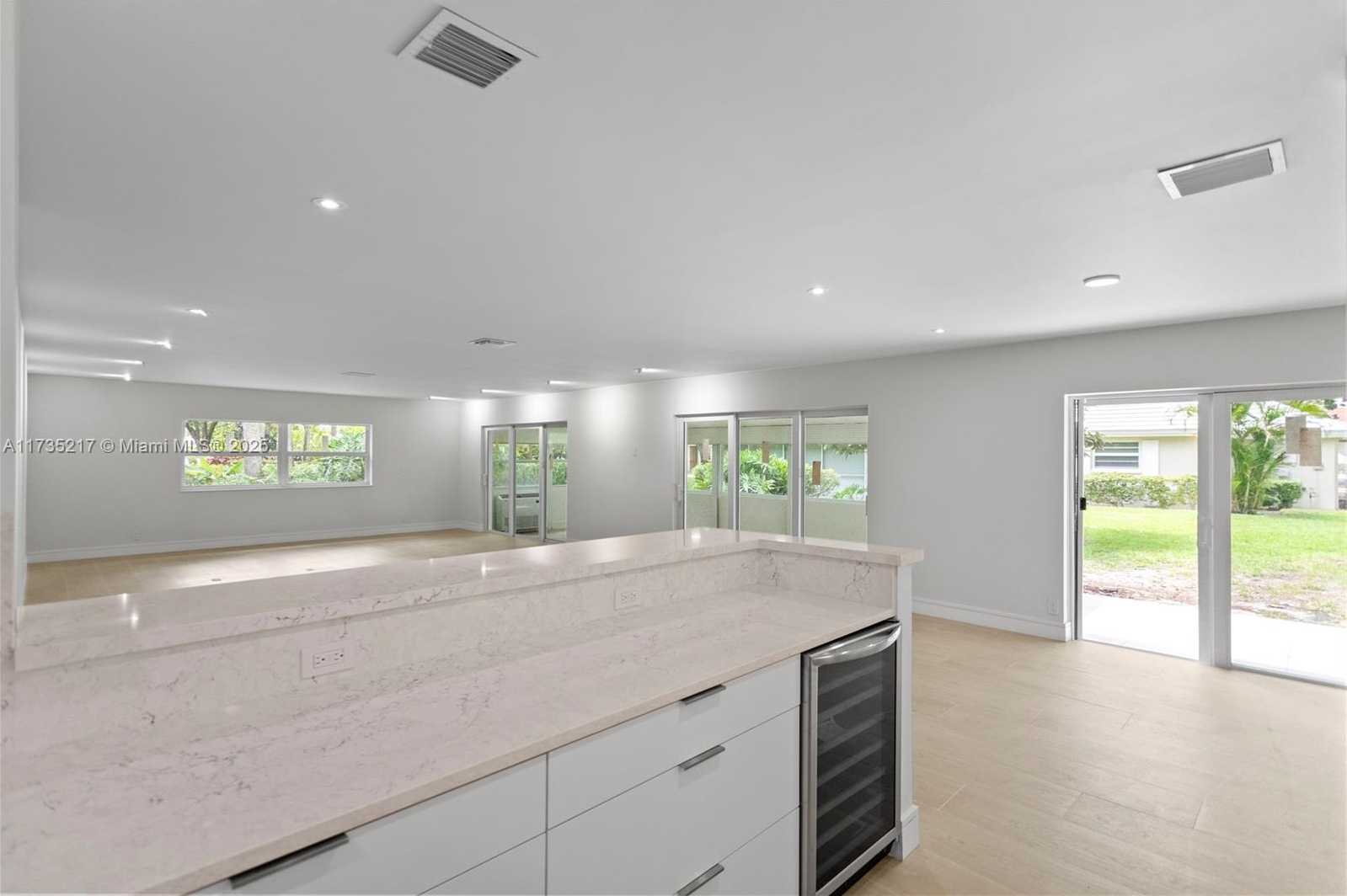 Small Image of 809 CYPRESS BLVD, Pompano Beach Number 17