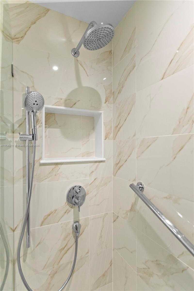 Small Image of 809 CYPRESS BLVD, Pompano Beach Number 35