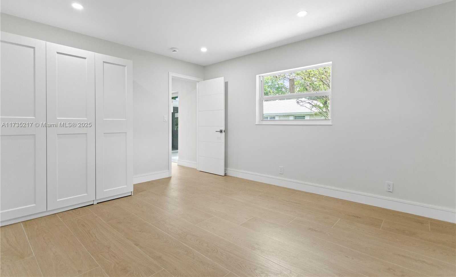 Small Image of 809 CYPRESS BLVD, Pompano Beach Number 40