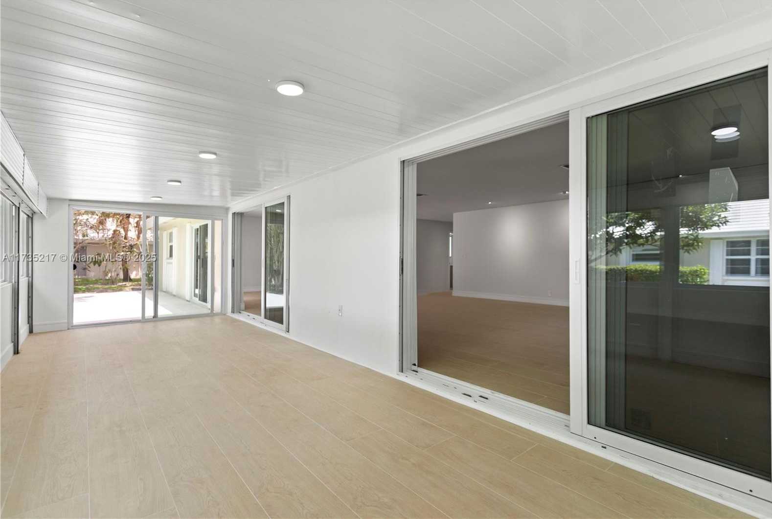 Small Image of 809 CYPRESS BLVD, Pompano Beach Number 44