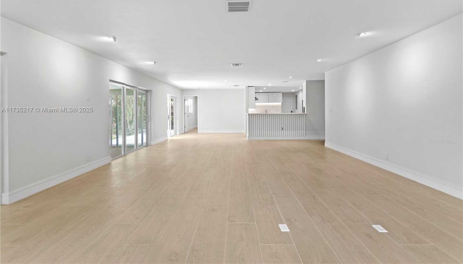 Small Image of 809 CYPRESS BLVD, Pompano Beach Number 9