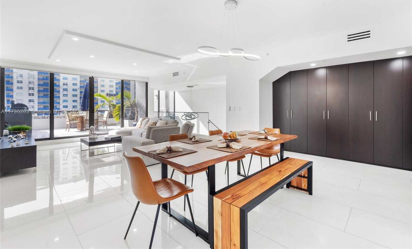 Small Image of 414 POINCIANA ISLAND DRIVE #1724, Sunny Isles Beach Number 11
