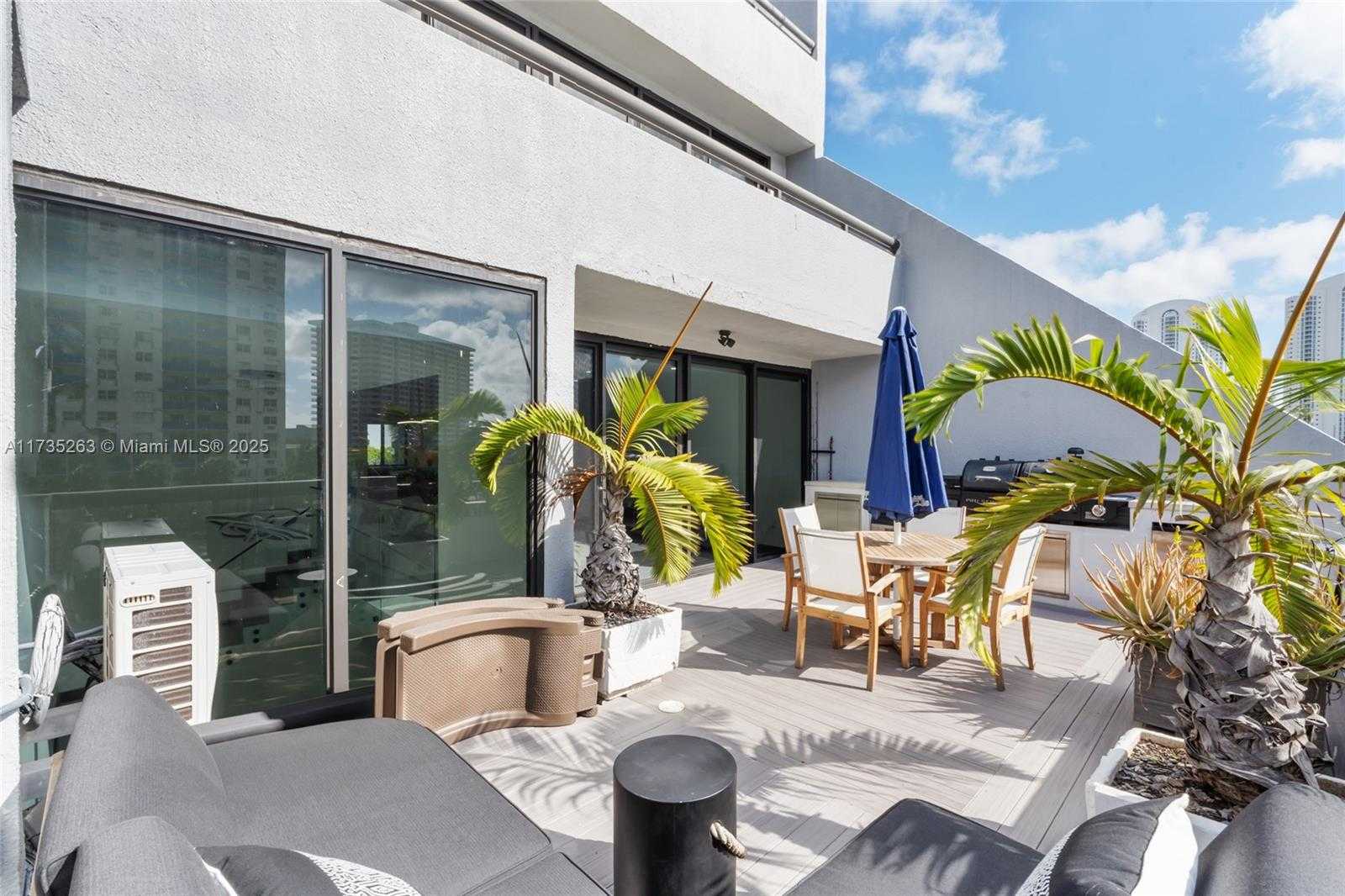 Small Image of 414 POINCIANA ISLAND DRIVE #1724, Sunny Isles Beach Number 25