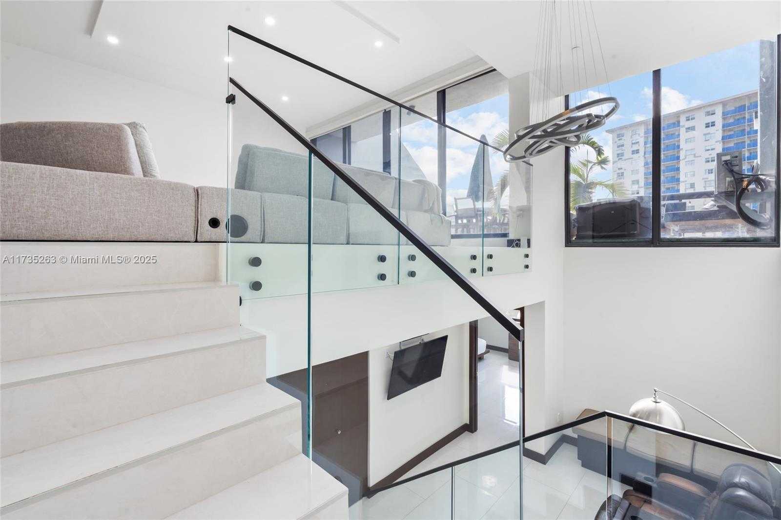 Small Image of 414 POINCIANA ISLAND DRIVE #1724, Sunny Isles Beach Number 27