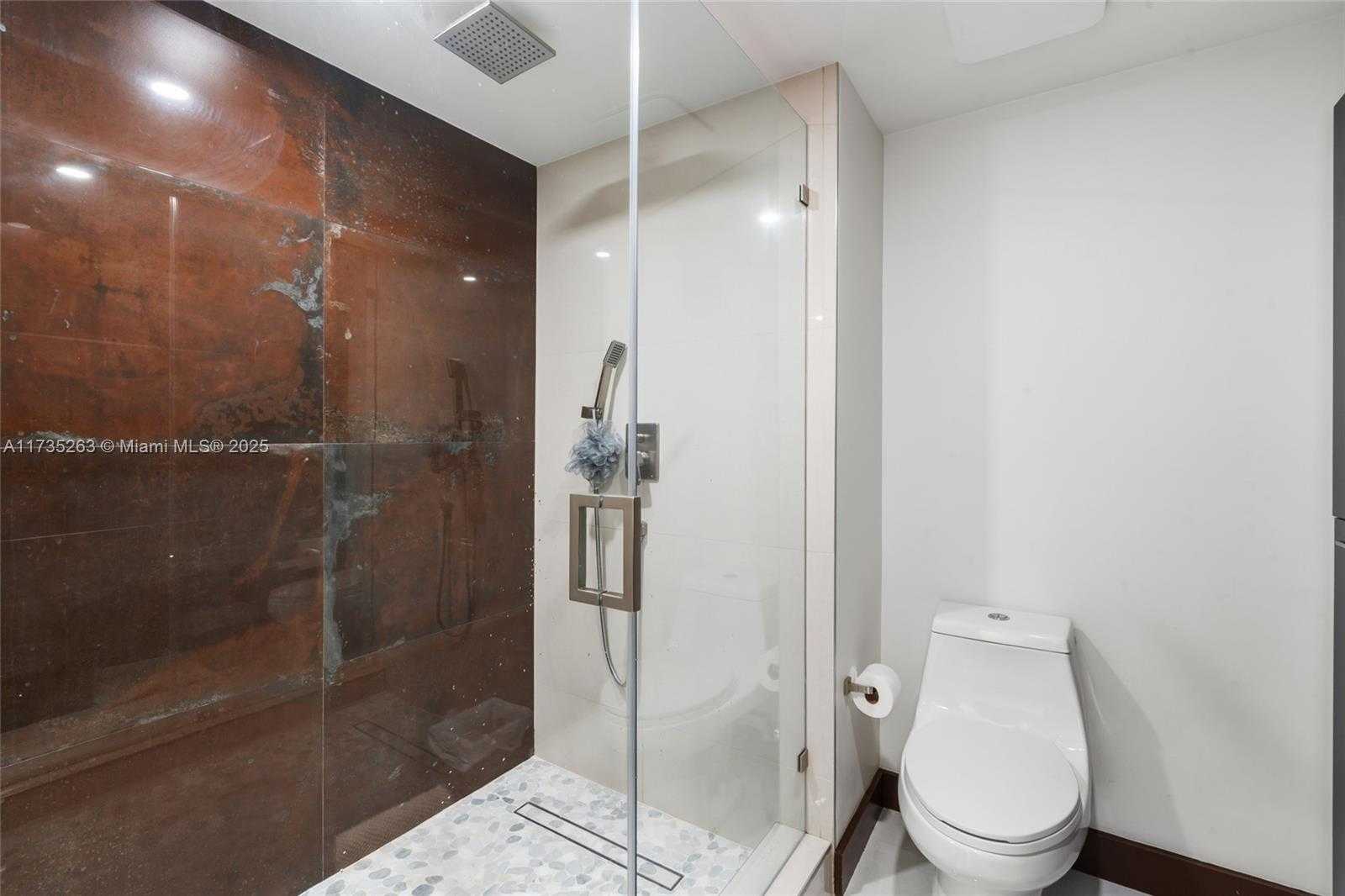 Small Image of 414 POINCIANA ISLAND DRIVE #1724, Sunny Isles Beach Number 39