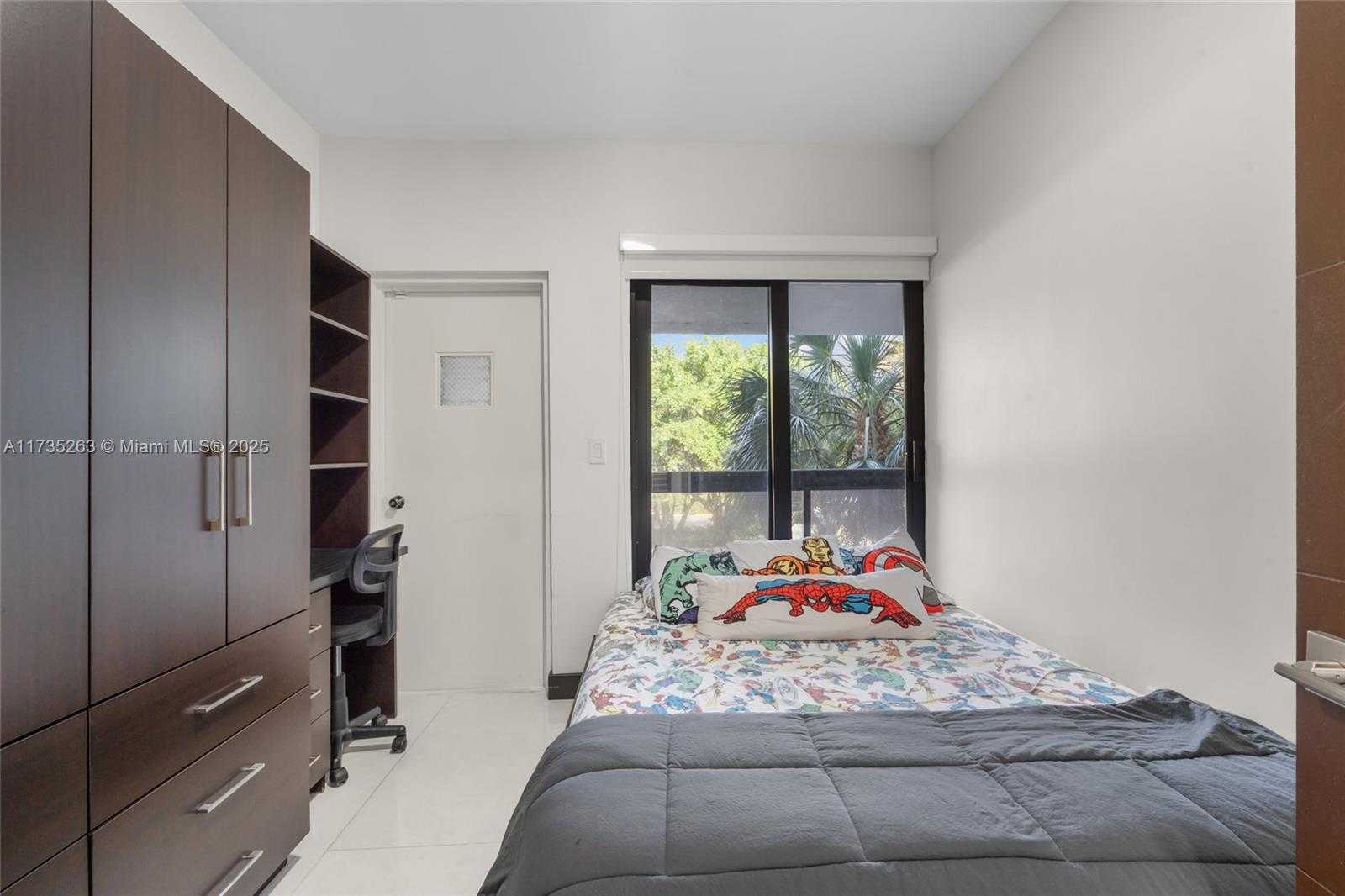 Small Image of 414 POINCIANA ISLAND DRIVE #1724, Sunny Isles Beach Number 44