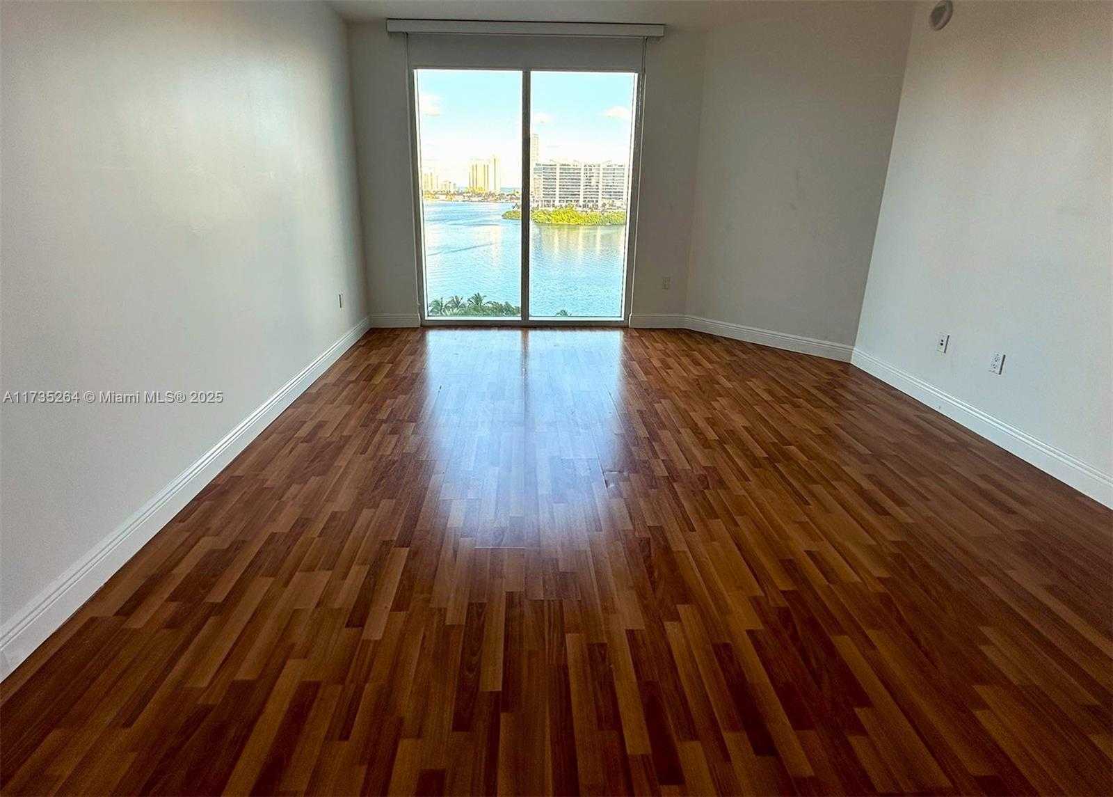 Small Image of 3301 NORTH EAST 183RD ST #1105, Aventura Number 11