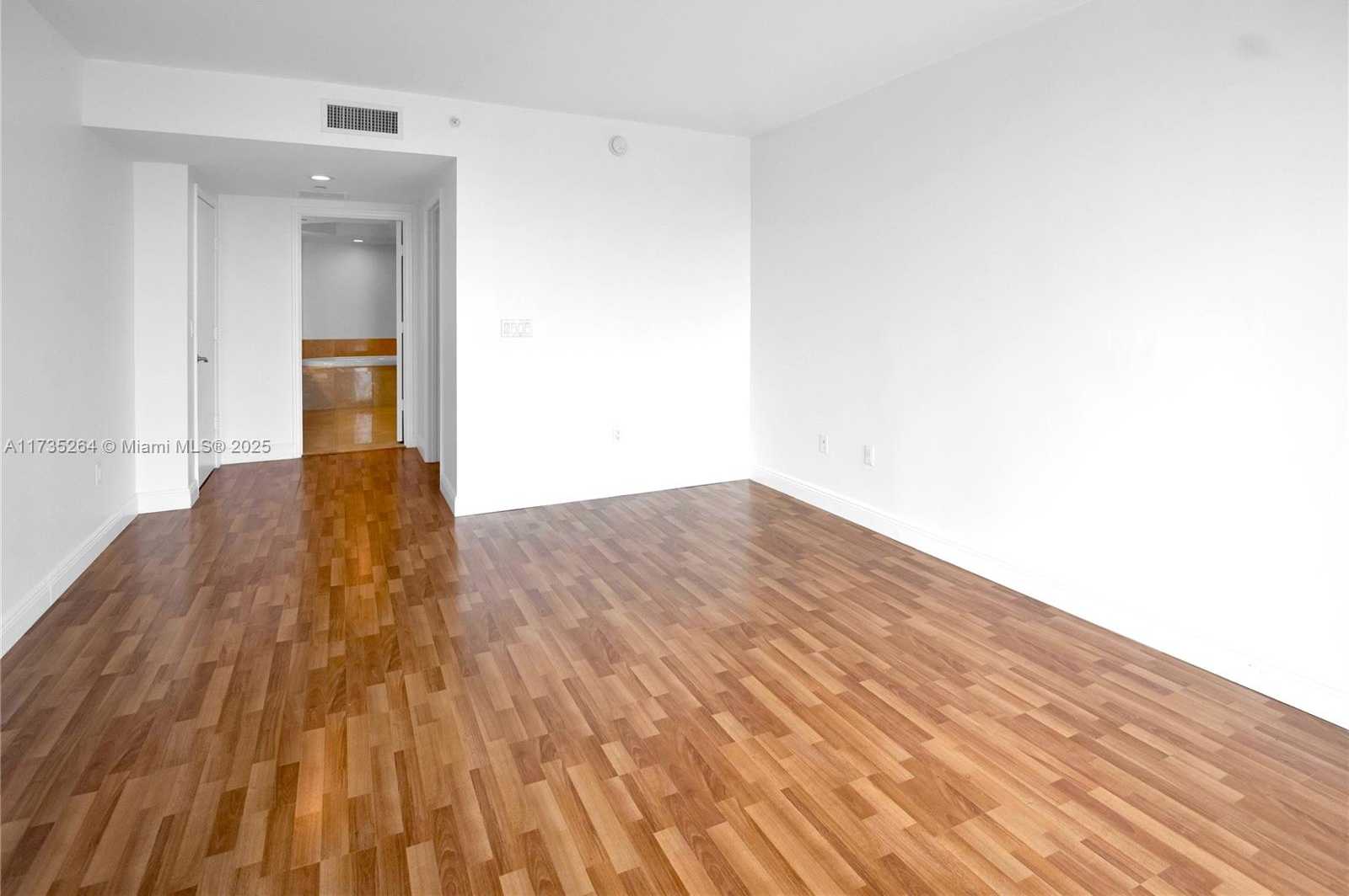 Small Image of 3301 NORTH EAST 183RD ST #1105, Aventura Number 12