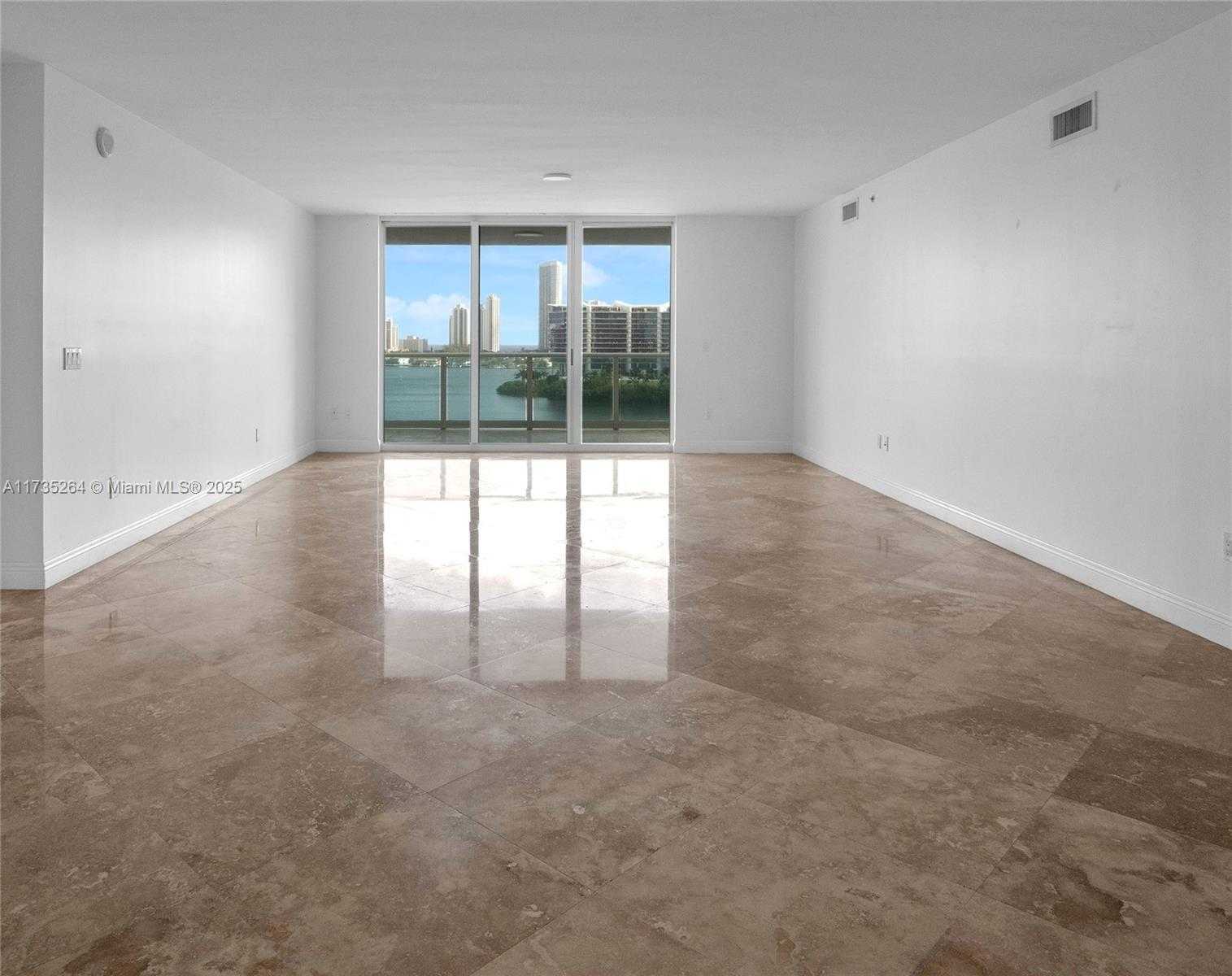 Small Image of 3301 NORTH EAST 183RD ST #1105, Aventura Number 2